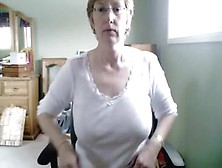 Webcam Mature Shows Big Tits
