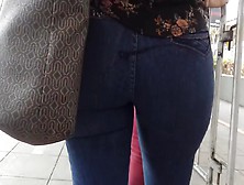 Milf Amazing Ass In Jeans