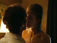 Rosamund Pike,  Ayelet Zurer - Fugitive Pieces