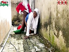 Africa Santa Is Caught Fucking His Naïve Next Door's Daughter At