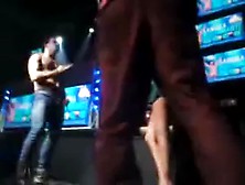 Hot Girl Gets Fully N Aked On Stage
