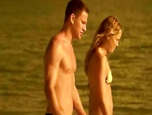 Search Celebrity Hd - Bikini Day At The Beach With Blondie Livia Munn