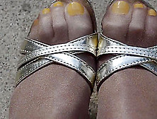 Outdoor Yellow Toes Shiny Pantyhose And High Heels