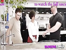 Banging Family - A Trapped Stepsis Getting Nailed! By Her