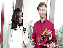 Hot Kinky Milf Kaylani Lei And Curly-Haired Handsome Dude