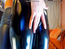 Latex – Webcam Girls In Sexy Leather Leggings