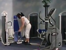 Sexy Chrissi Fuck In The Gym