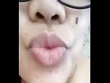 Horny Asian Is Wet Grooling Jezcams.com