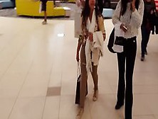 Candid Voyeur Fat Big Ass Girl Shopping Mall Leggings Booty