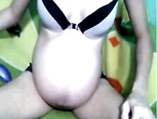 Naked Amateur Webcam Girl Fingering Her Pussy Live On Camera