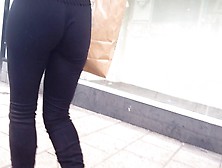 Candid Sexy Girl With Perfect Booty In Black Leggings