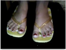 Sexy Girl Show Her Sexy Feet On Chatroulette