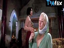 Isabella Rossellini Breasts Scene In Death Becomes Her