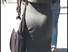 Milf – Jiggly Ass Of The Day