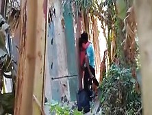 Indian College Lovers Outdoor Standing Xxx Spy Video