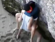 Amateur Couple Has Wild Sex At The Beach