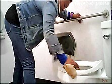 Mature Ebony Milf Employee Caught Using Toilet