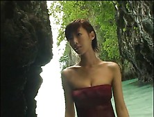 Mariko In Phuket - Black Bikini Oil Massage (Non-Nude)