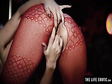 Marvelous,  Platinum-Blonde Stripper In Glamour,  Crimson Costume Is Fingerblasting Her Gash And Butt On The Stage