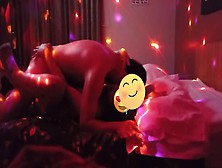 Pretty Colombian Lady Agrees To Fuck In A Themed Hotel