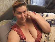 Mature Amateur Vid Shows Me Play With My Mature Tits