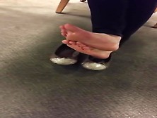 Candid Japanese Lady With Big Feet Shoeplay In The Library