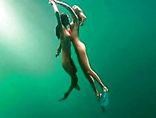 Kelly Brook & Riley Steele Nude Scene On Scandalplanet. Com