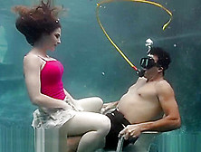 Lap Dance Sex Underwater