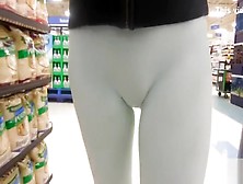 Skintight Spandex Pants On An Amateur Woman