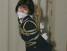 Japanese Policewoman Helplessly Bound