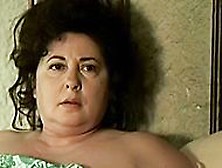Elisabeth Margoni In Sexo Por Compasión (2000)