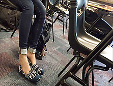 Candid Asian Dame Toms Shoeplay In Class