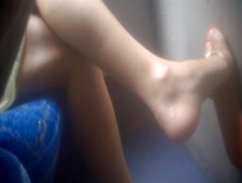 Candid Feet - Blonde Girl On Bus - Face Soles