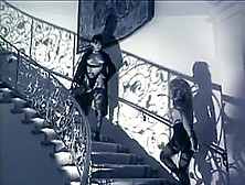 Vintage Lesbians Have Sex On The Stairs