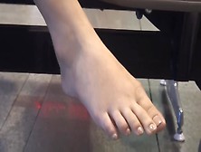 Another Candid Asian Feet Legs Shoeplay