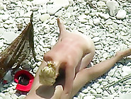 Voyeur Beach Blowjob