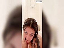 Teen Taking A Bath On Periscope