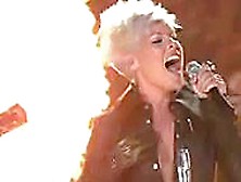 Pink In Mtv Video Music Awards (1984)