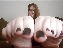 Gbb - Suck My Black-Painted Toes