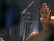 Sarah Wynter In The 6Th Day (2000)