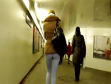 Candid - Blonde With Sexy Ass In Tight Jeans