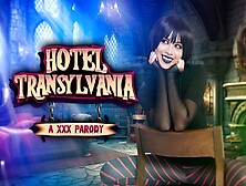 Vrcosplayx Busty Scarlett Alexis As Mavis Has The Irresistible Urge To Taste You In Hotel Transylvania Xxx