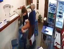 Girl Banged By Black Dude In Her Shop Gets Caught