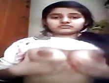 Sexy Indian Teen Shows Her Tits On Cam