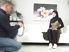 Muslim Woman Wants A Photoshoot