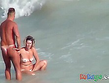 Voyeur.  Guy With Tanned Ass Fuck A Woman At A Public Beach