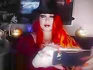 Wicked Witch Samantha38G On Cam Chatting Up Fans 1