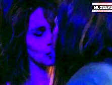 Jennifer Grey Lesbian Kiss – Red Oaks