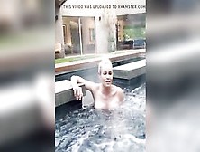 Chelsea Handler In Sexy Tub