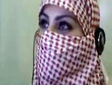 Webcams – Palestine Arab Hijab Girl Show Her Big Boobs In Webcam
